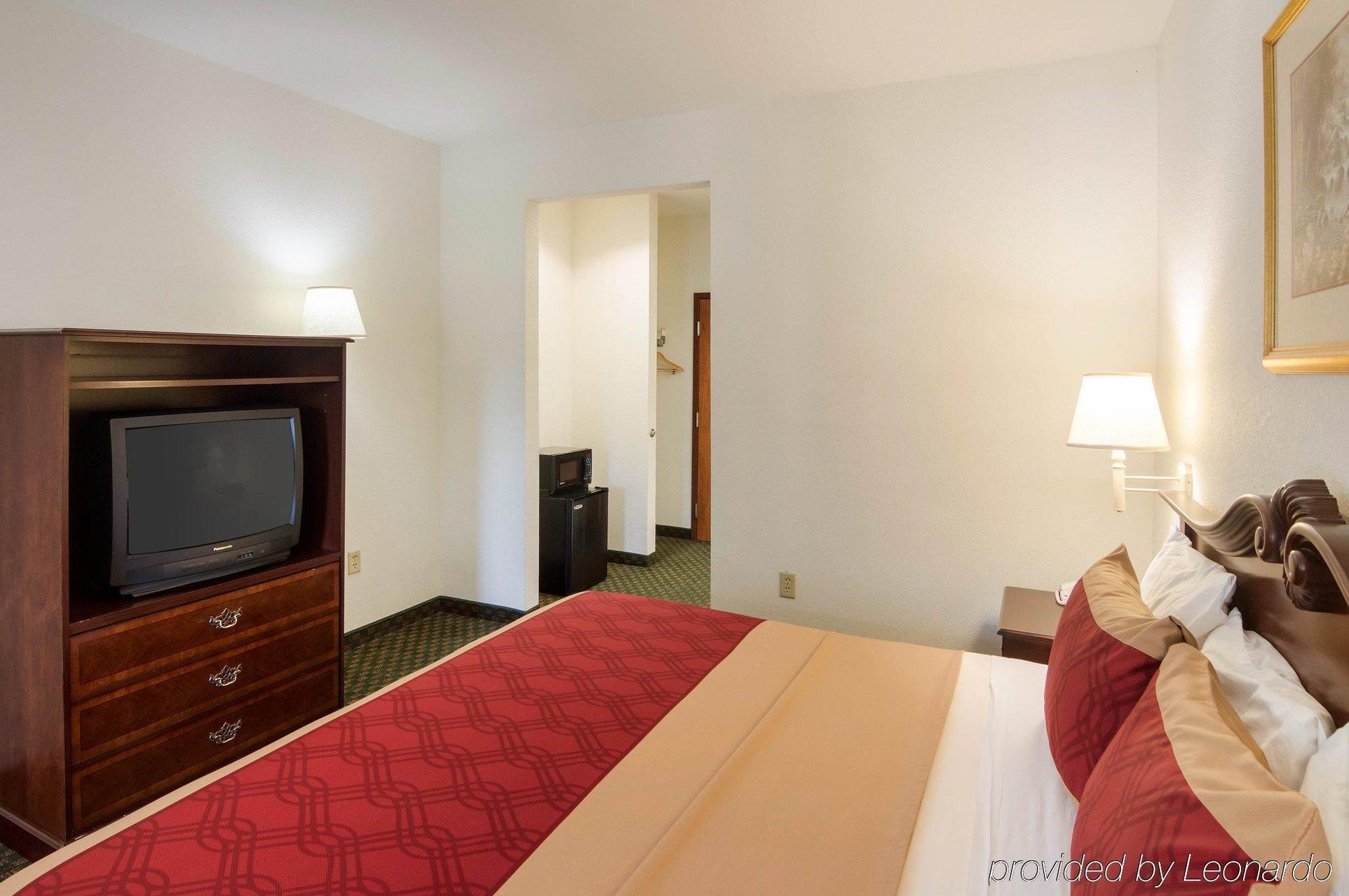 Econo Lodge Weatherford Eksteriør billede